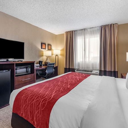 Comfort Inn & Suites Hays I-70 Dış mekan fotoğraf