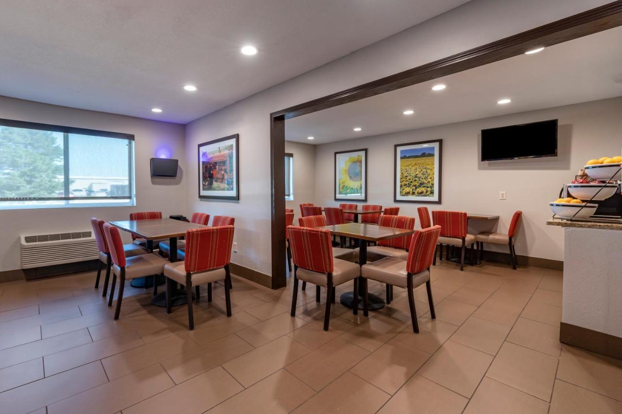 Comfort Inn & Suites Hays I-70 Dış mekan fotoğraf