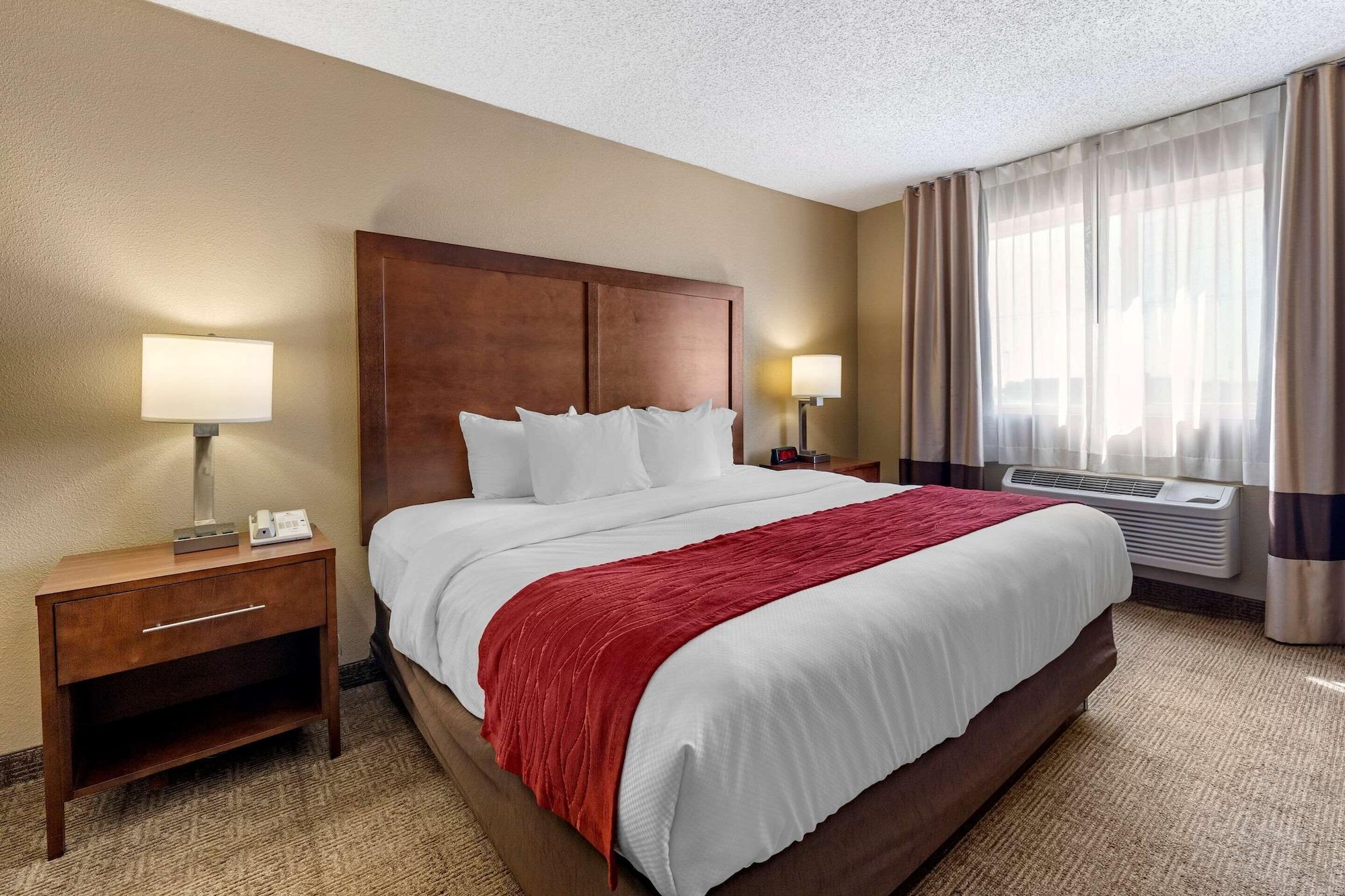 Comfort Inn & Suites Hays I-70 Dış mekan fotoğraf