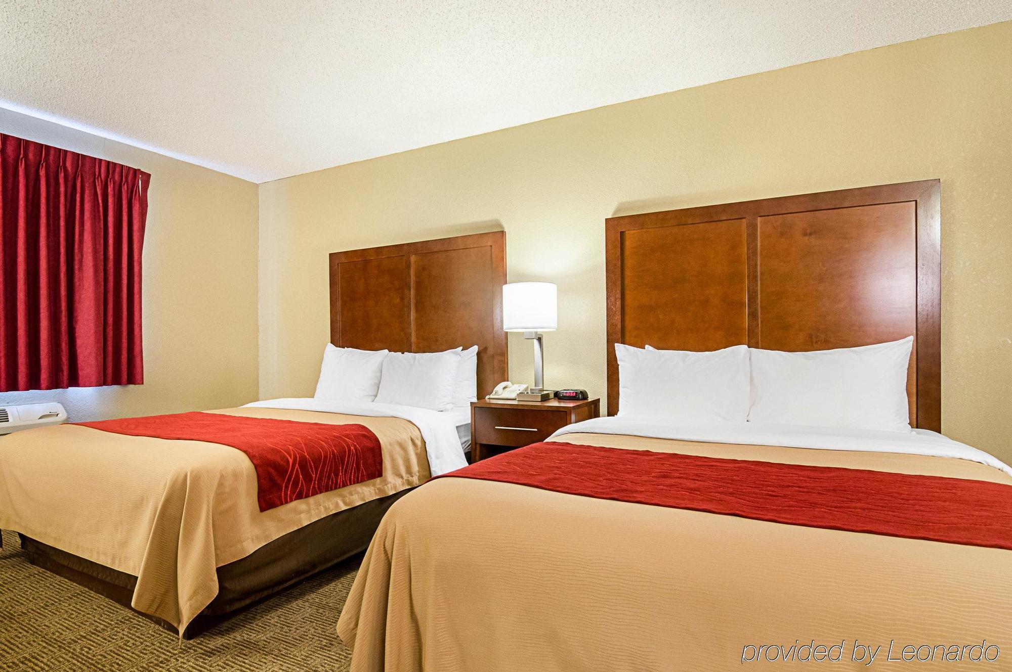 Comfort Inn & Suites Hays I-70 Dış mekan fotoğraf